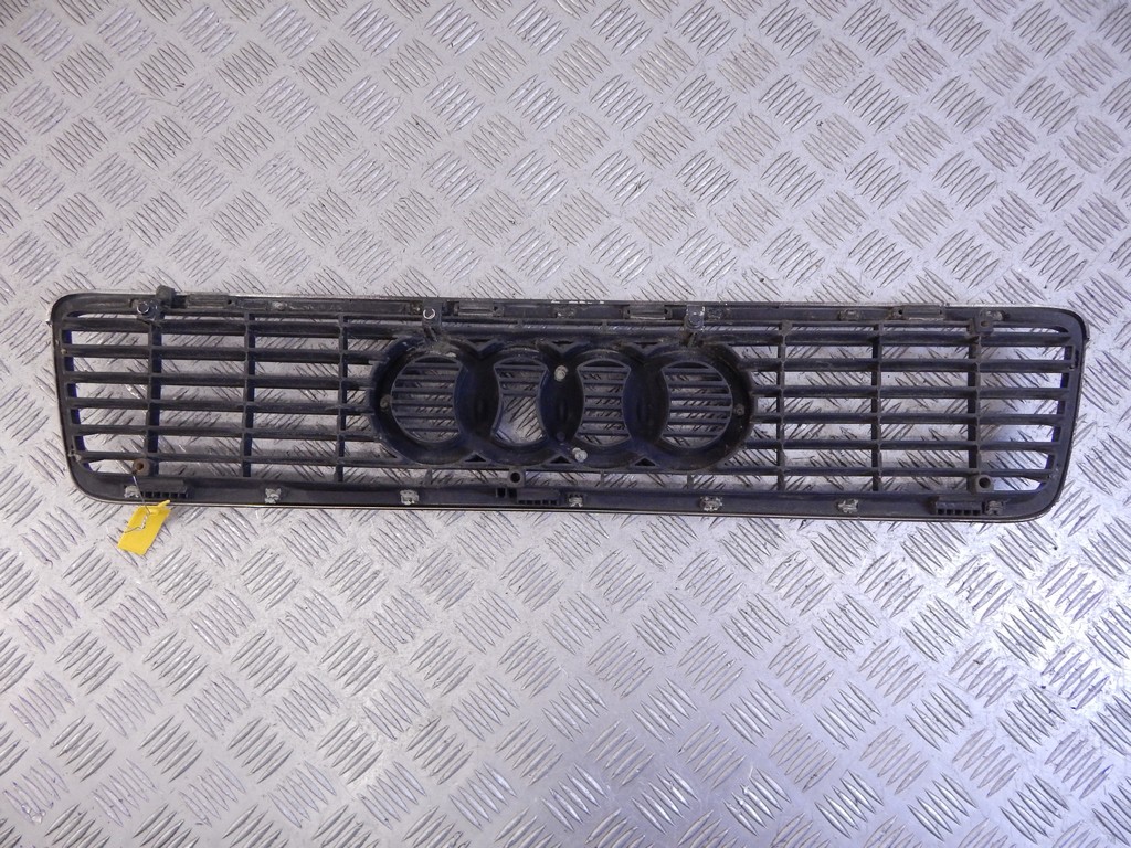 Решетка радиатора Audi 80 B4 купить в России