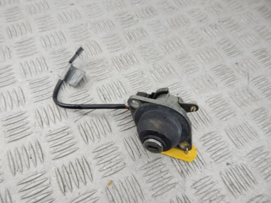 Личинка замка багажника BMW 5-series (E39) 61 31 8 363 699