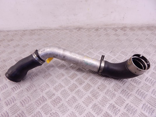 Патрубок интеркулера BMW 6-series (E63/E64) 11 61 7 793 896 Патрубок интеркулера BMW 6-series (E63/E64) 11 61 7 793 896