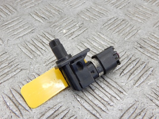 Выключатель концевой (концевик) BMW 5-series (E39) 61 31 8 352 229