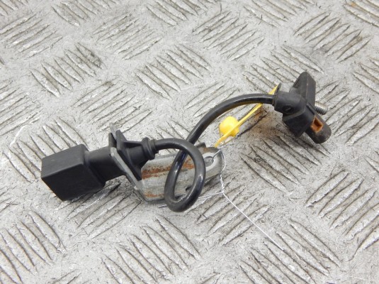 Датчик коленвала BMW X5-series (E53) 13 62 7 809 334 Датчик коленвала BMW X5-series (E53) 13 62 7 809 334