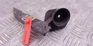 Кронштейн крепления крыла переднего левого BMW 3-series (E90/91/92) 51 11 7 058 447