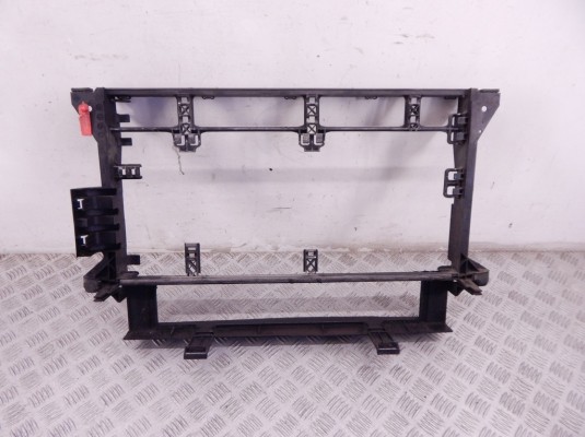 Кассета радиаторов BMW 5-series (E39) 17 00 2 247 349 Кассета радиаторов BMW 5-series (E39) 17 00 2 247 349