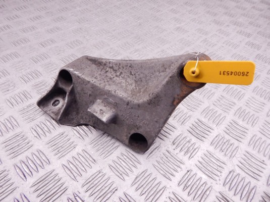 Кронштейн двигателя BMW 5-series (E39) 22 11 6 750 441 Кронштейн двигателя BMW 5-series (E39) 22 11 6 750 441