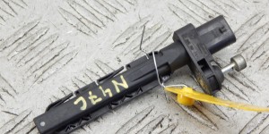 Датчик коленвала BMW 1-series (E87) 13 62 7 805 188 Датчик коленвала BMW 1-series (E87) 13 62 7 805 188