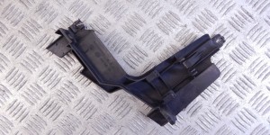 Крепление фары правой BMW 3-series (E46) 63 12 8 380 188