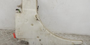 Бачок омывателя BMW 3-series (E90/91/92) 61 67 7 068 996 Бачок омывателя BMW 3-series (E90/91/92) 61 67 7 068 996