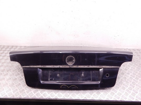 Крышка багажника (дверь 3-5) BMW 5-series (E39) 41 62 8 167 801