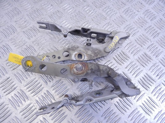Петля капота BMW 3-series (E46) 41 61 7 028 577
