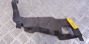 Крепление фары правой BMW 5-series (E39) 63 12 6 904 044