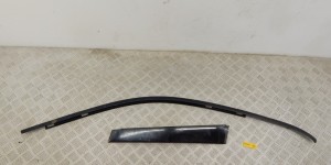 Молдинг двери передней правой BMW X5-series (E53) 51 32 8 257 702