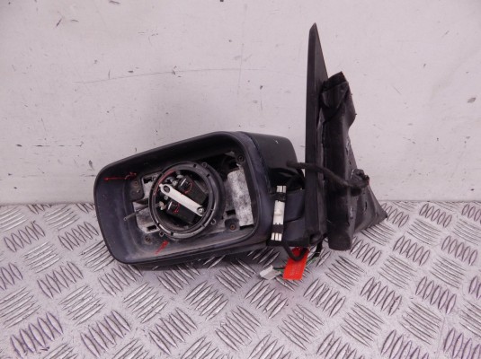 Зеркало наружное левое BMW 3-series (E46) 51 16 8 245 125