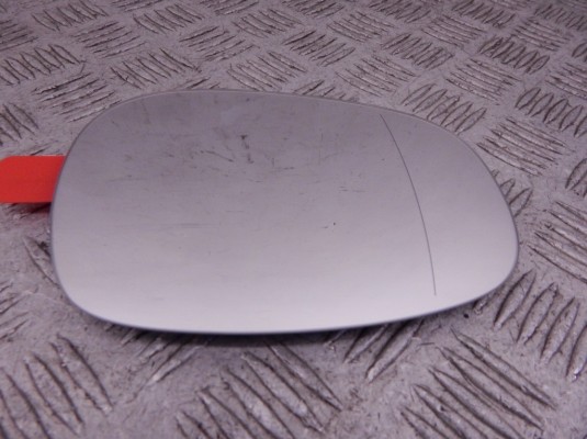 Стекло зеркала наружного правого BMW 3-series (E90/91/92) 51 16 7 252 894