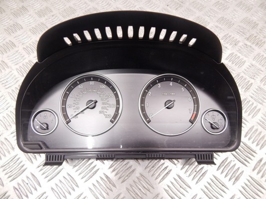 Щиток приборов (приборная панель) BMW 5-series (F10/11) 62 10 9 358 979