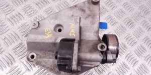 Кронштейн компрессора кондиционера BMW 5-series (E39) 64 55 2 247 388