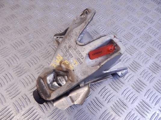 Кронштейн двигателя BMW X5-series (F15) 22 11 6 864 614