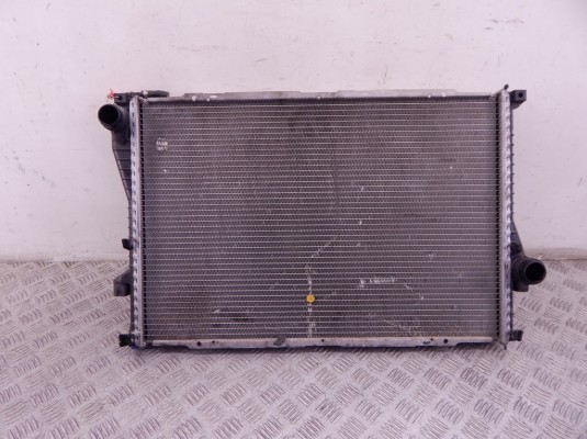 Радиатор (основной) BMW 5-series (E39) 17 11 1 436 060 Радиатор (основной) BMW 5-series (E39) 17 11 1 436 060