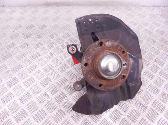 Ступица передняя левая BMW 3-series (E46) 31 21 1 096 430