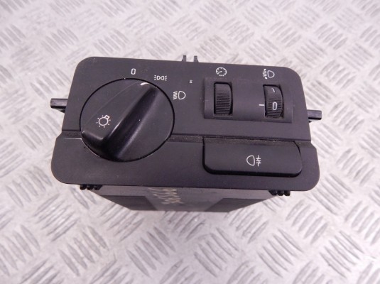 Блок управления светом BMW 3-series (E46) 61 31 6 923 474