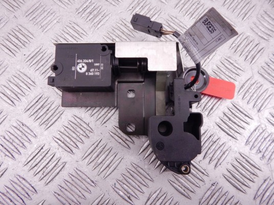 Замок стекла двери багажника BMW 5-series (E39) 51 24 8 120 419