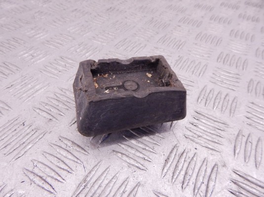 Опора под домкрат (поддомкратная подушка) BMW 3-series (E46) 51 71 8 268 885 Опора под домкрат (поддомкратная подушка) BMW 3-series (E46) 51 71 8 268 885