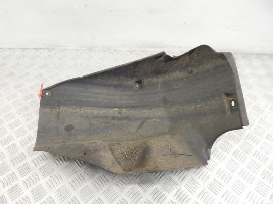 Защита арок задняя правая (подкрылок) BMW 3-series (E46) 51 71 8 203 770