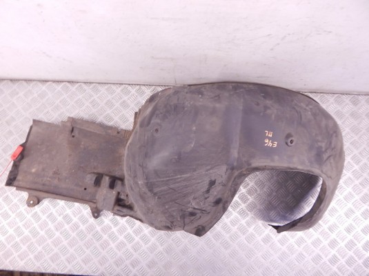 Защита арок передняя левая (подкрылок) BMW 3-series (E46) 51 71 7 039 677 Защита арок передняя левая (подкрылок) BMW 3-series (E46) 51 71 7 039 677