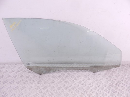 Стекло двери передней правой BMW 3-series (E46) 51 33 8 252 454