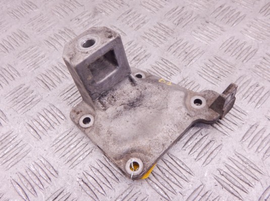 Кронштейн двигателя BMW 5-series (E39) 22 11 6 751 226 Кронштейн двигателя BMW 5-series (E39) 22 11 6 751 226