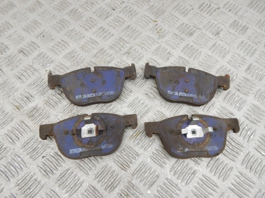 Тормозные колодки передние BMW X5-series (E70)