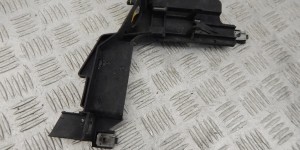 Крепление фары левой BMW 3-series (E46) 63 12 8 380 187 Крепление фары левой BMW 3-series (E46) 63 12 8 380 187