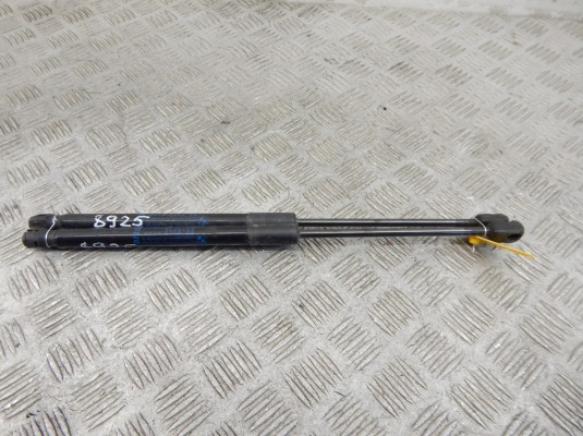 Амортизатор капота BMW X1-series (F48) 51 23 7 329 410 Амортизатор капота BMW X1-series (F48) 51 23 7 329 410