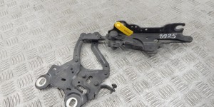 Петля капота BMW X1-series (F48) 7329441