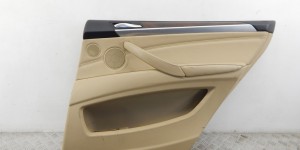 Обшивка двери задней правой (дверная карта) BMW X5-series (E70)