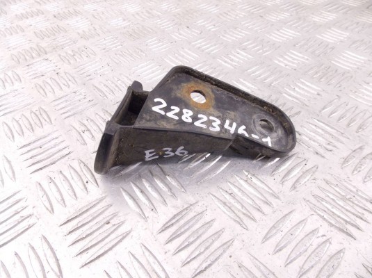 Кронштейн крепления бампера переднего BMW 3-series (E36) 51 11 8 122 577