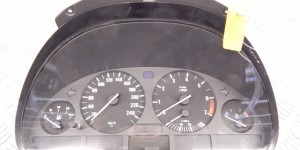 Щиток приборов (приборная панель) BMW 5-series (E39) 62 11 8 375 669