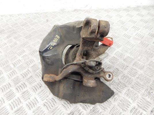 Ступица передняя правая BMW 3-series (E46) 31 21 1 096 430