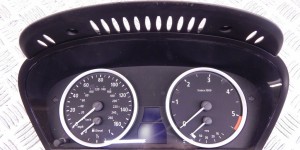 Щиток приборов (приборная панель) BMW 5-series (E60/61) 62 11 9 135 254