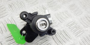 Личинка замка багажника BMW 3-series (E46) 51 24 8 241 088 Личинка замка багажника BMW 3-series (E46) 51 24 8 241 088