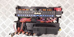 Блок предохранителей BMW 3-series (E46) 61 13 8 364 542