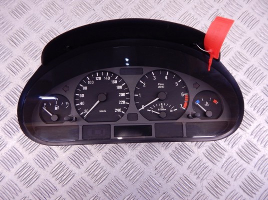 Щиток приборов (приборная панель) BMW 3-series (E46) 62 11 6 931 243 Щиток приборов (приборная панель) BMW 3-series (E46) 62 11 6 931 243