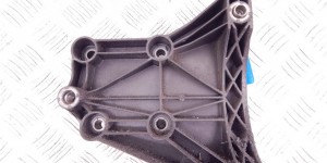 Кронштейн компрессора кондиционера BMW 7-series (E65/66) 64 55 7 792 202