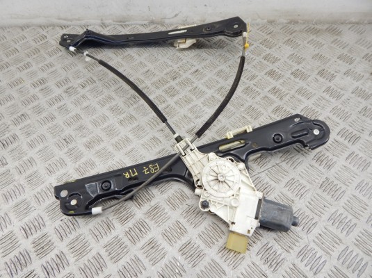 Стеклоподъемник электрический передний правый BMW 1-series (E87) 51 33 7 138 466