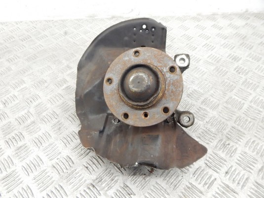 Ступица передняя левая BMW 3-series (E46) 31 21 1 096 429