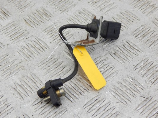 Датчик коленвала BMW 3-series (E46) 13 62 7 809 334 Датчик коленвала BMW 3-series (E46) 13 62 7 809 334