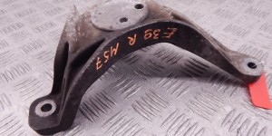 Кронштейн двигателя BMW 5-series (E39) 22 11 1 096 080 Кронштейн двигателя BMW 5-series (E39) 22 11 1 096 080