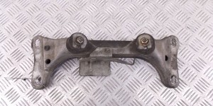 Кронштейн КПП BMW 3-series (E46) 22 31 6 757 103