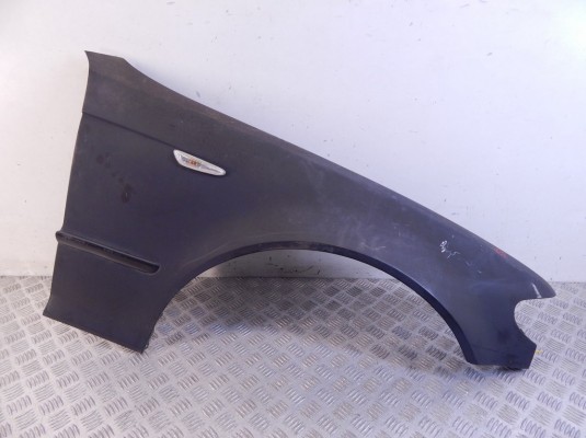 Крыло переднее правое BMW 3-series (E46) 41 35 7 042 324
