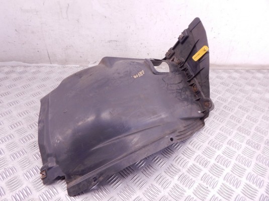 Защита арок передняя правая (подкрылок) BMW 1-series (E87) 51 77 7 059 376 Защита арок передняя правая (подкрылок) BMW 1-series (E87) 51 77 7 059 376