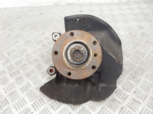 Ступица передняя правая BMW 3-series (E46) 31 21 1 096 430